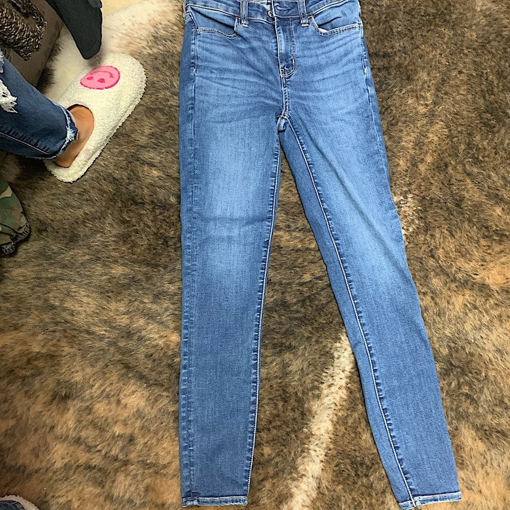 AE, Size 4, Next Level skinny ankle jean